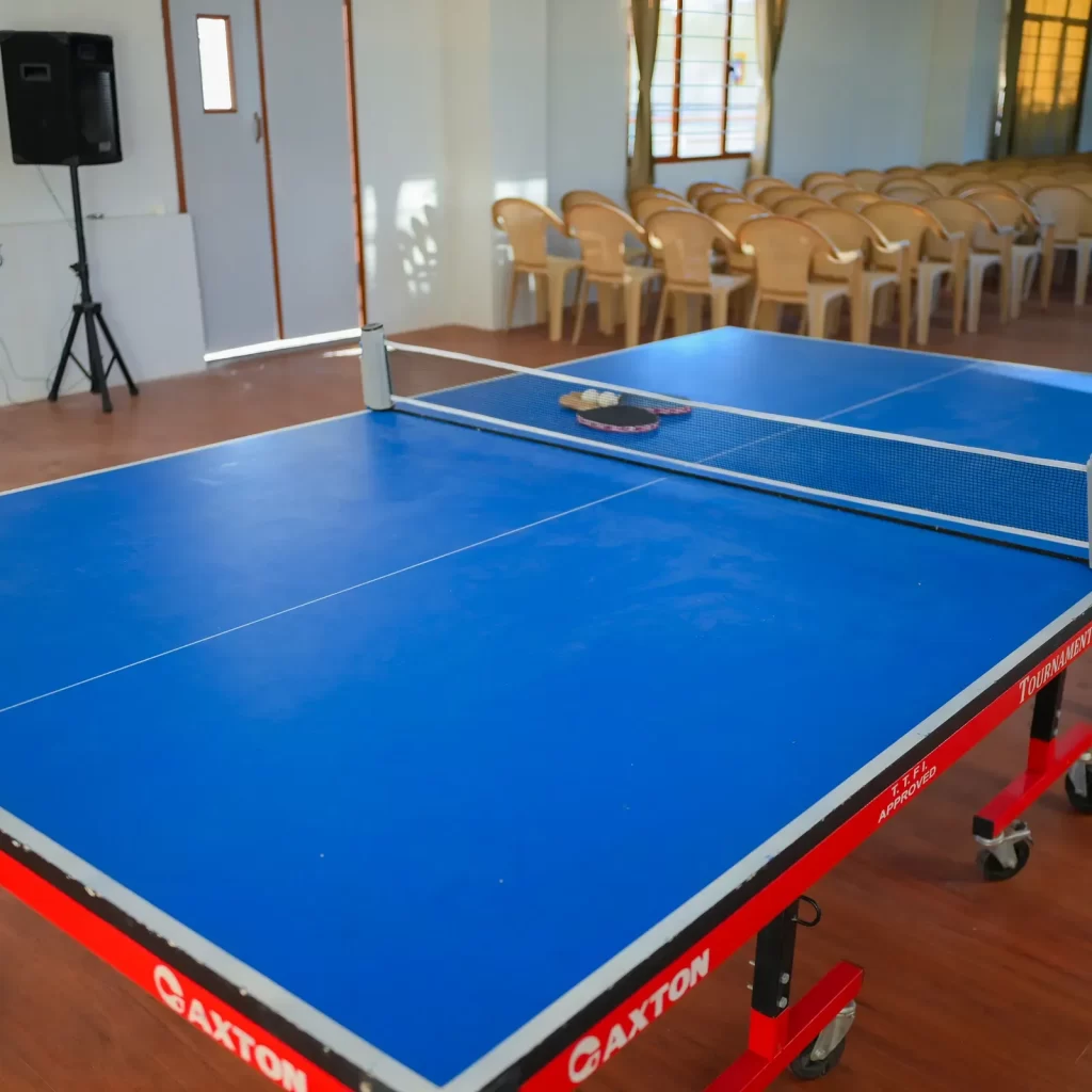 ndoor play area with table tennis at Ketti Heights – top resort in Ooty for family fun