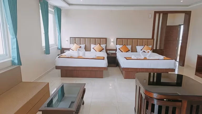 SUITE_ROOM_(2)